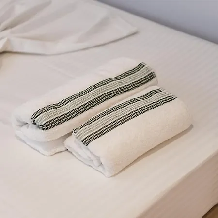 Sr Apartamento Golem (Tirana)