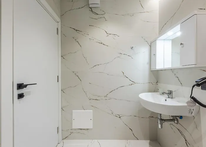 Apartment Sr Golem (Tirana)