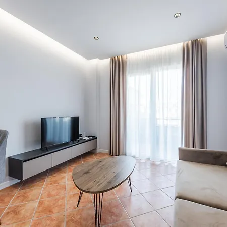 Sr Golem Apartment