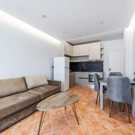 Sr Golem Apartment *